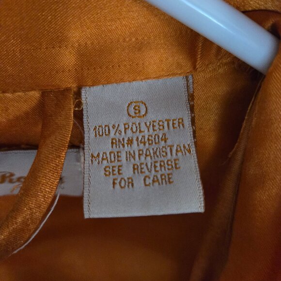 Copper colored silky robe - Picture 6 of 16